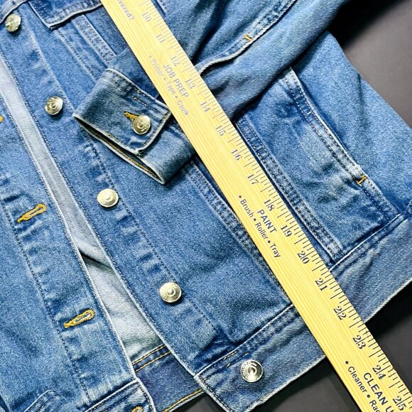 H&M Divided Light Blue Denim Jacket Size XS - Picture 6 of 9